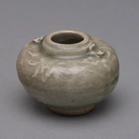 Stoneware jarlet - Sawankhalok, 15thC,